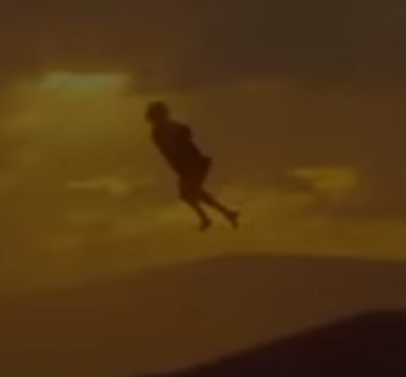 hombre volando
